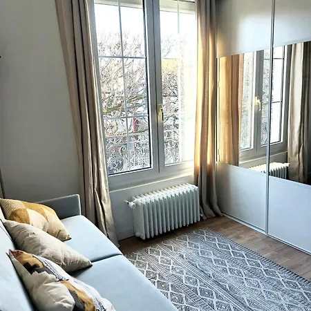 Chambre Avec Mezzanine Dans Une Maison D'Artiste Rueil-Malmaison Exterior photo